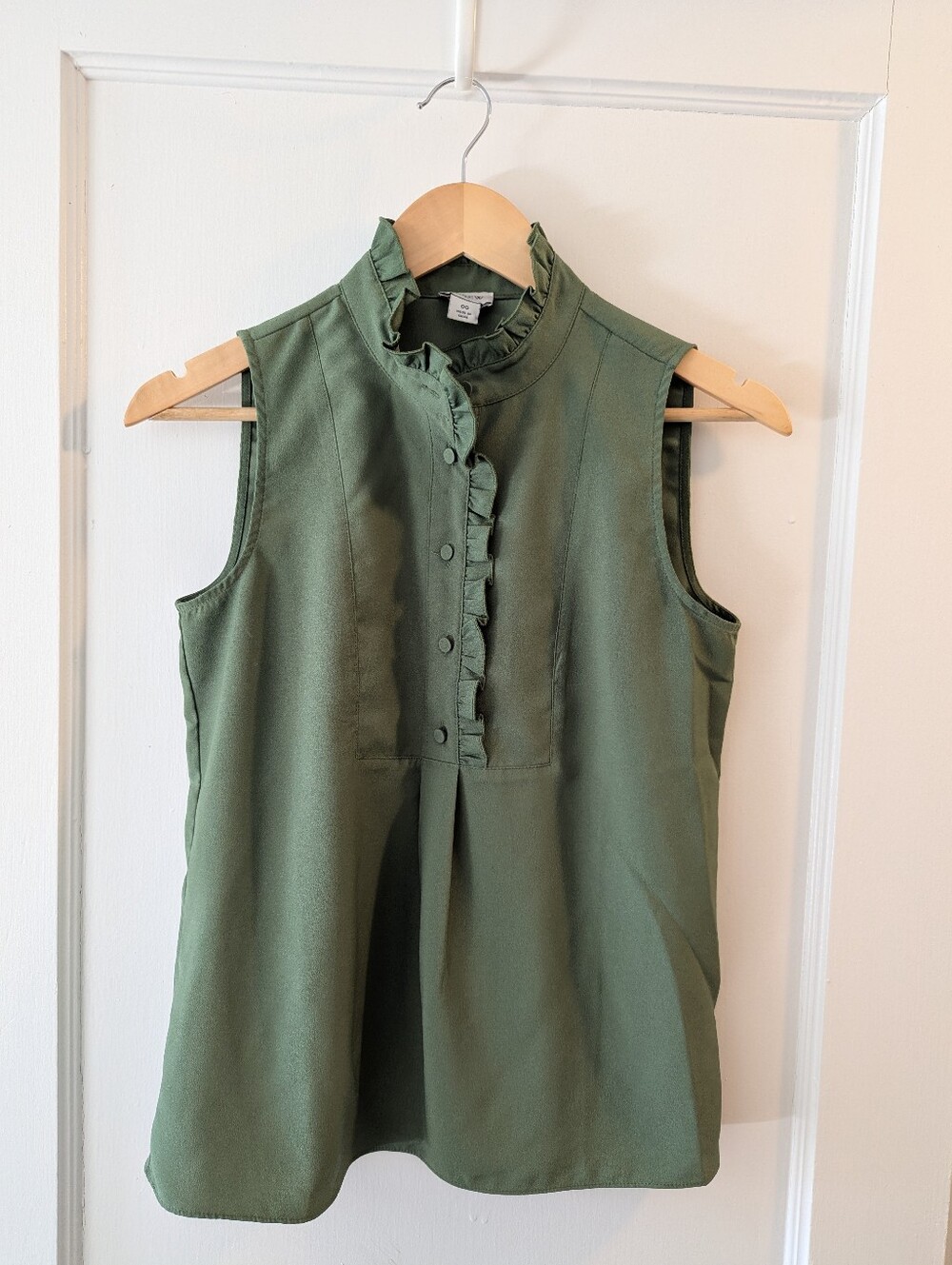 J. Crew Olive Green Ruffle Mock Neck Sleeveless Top Size 00